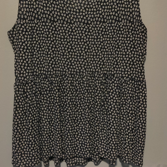 Skull Pattern Tank - Picture 4 of 11
